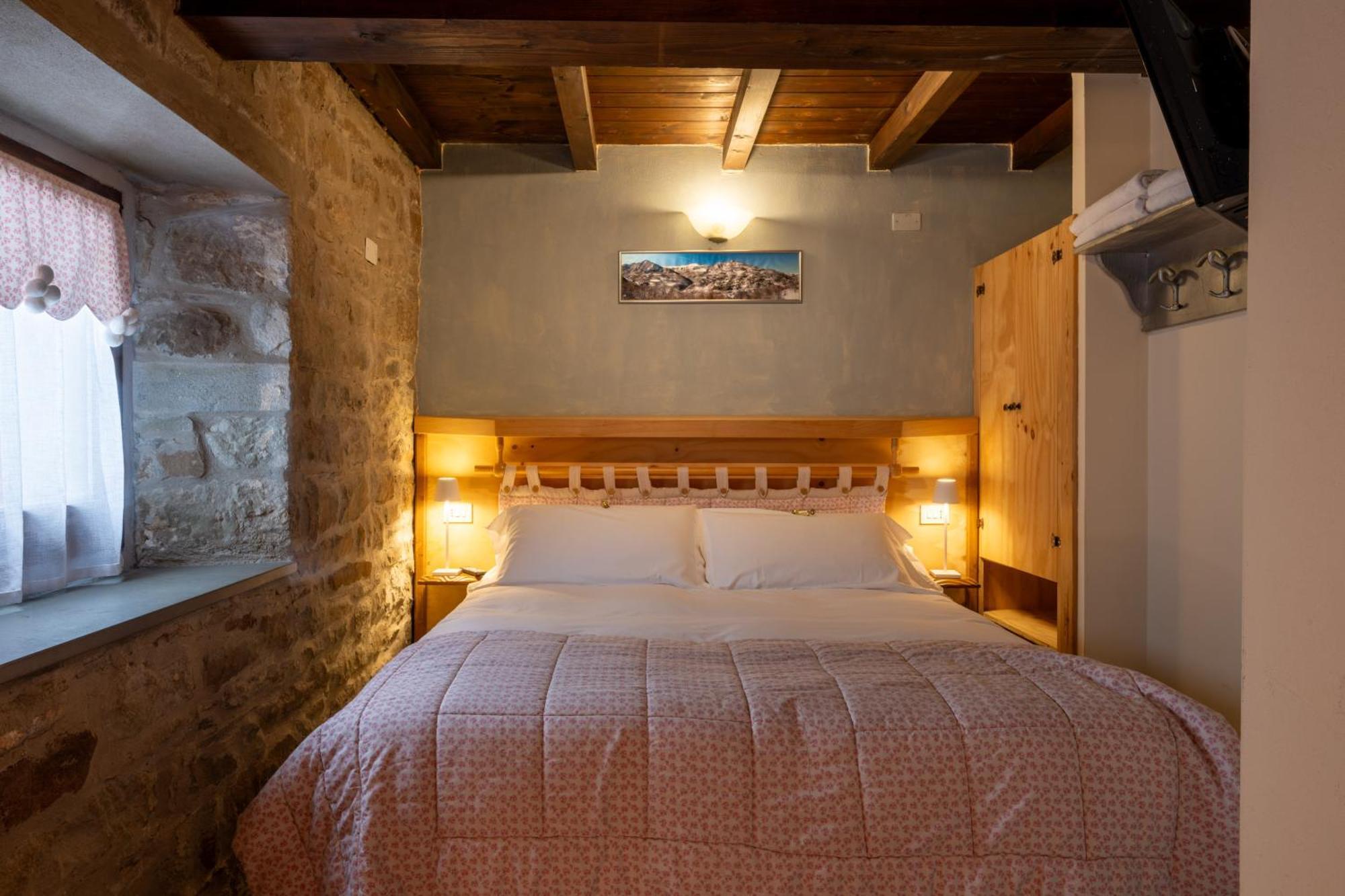 Rifugio Del Firenze Ninfa Hotel เซสโตลา ภายนอก รูปภาพ